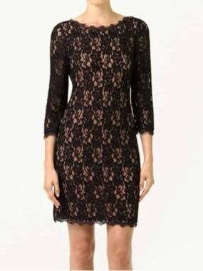 Babaton| Aritzia| Rafael Black Lace Midi Dress w/Quarter Sleeves & Nude Lining 0